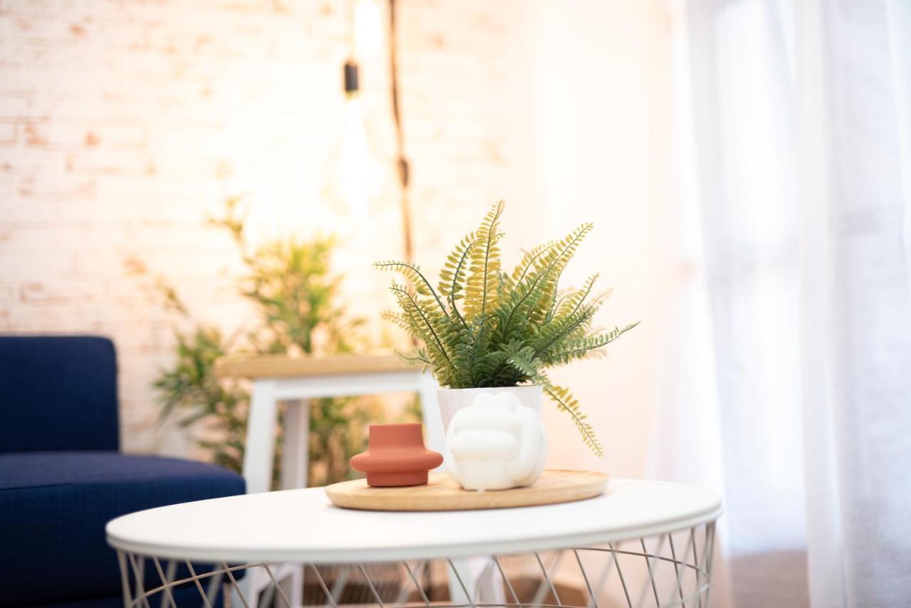 Appartamento Retro Boutique Apt W Balcony In Historical Area Salonicco Esterno foto