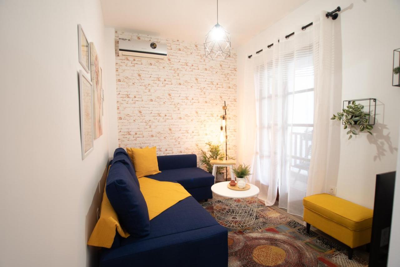 Appartamento Retro Boutique Apt W Balcony In Historical Area Salonicco Esterno foto