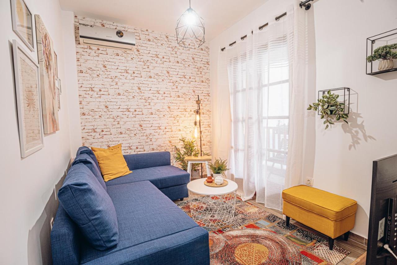 Appartamento Retro Boutique Apt W Balcony In Historical Area Salonicco Esterno foto